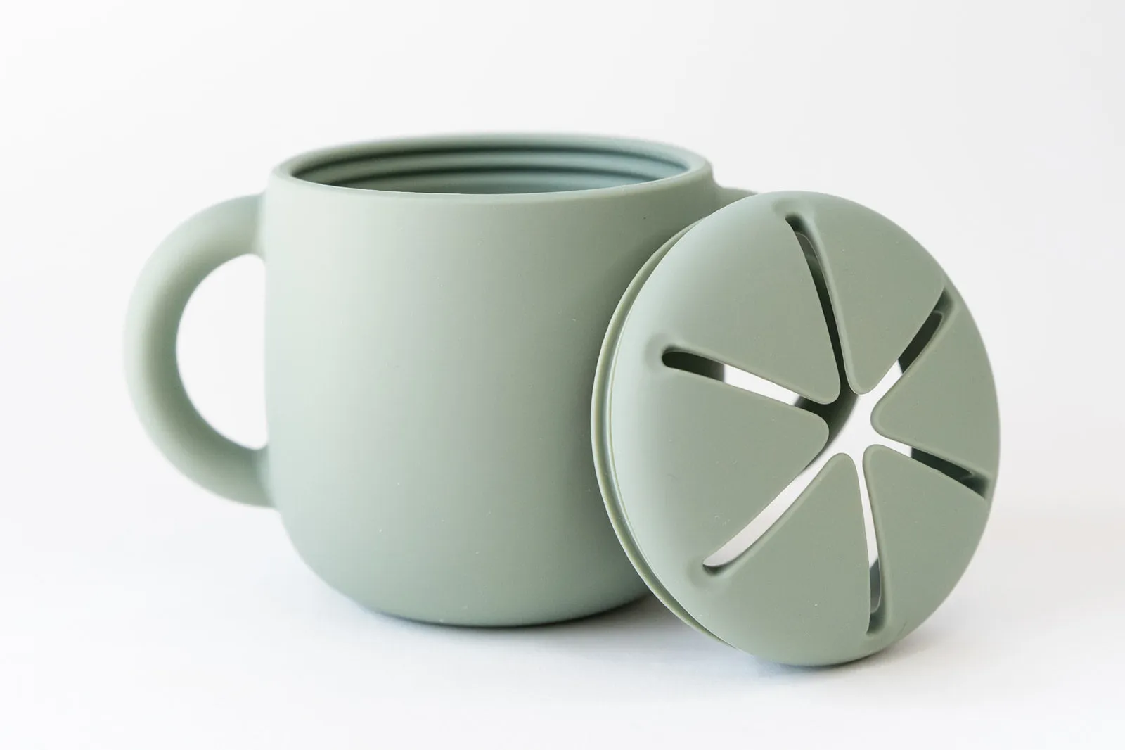 Babeehive Goods Sage Snack Cup