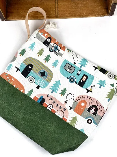 Forest Green Vintage Glamping Trailer Waxed Canvas Project Bag, Happy Camper Project Bag, Project Bag for Knitters, Knitting Bag