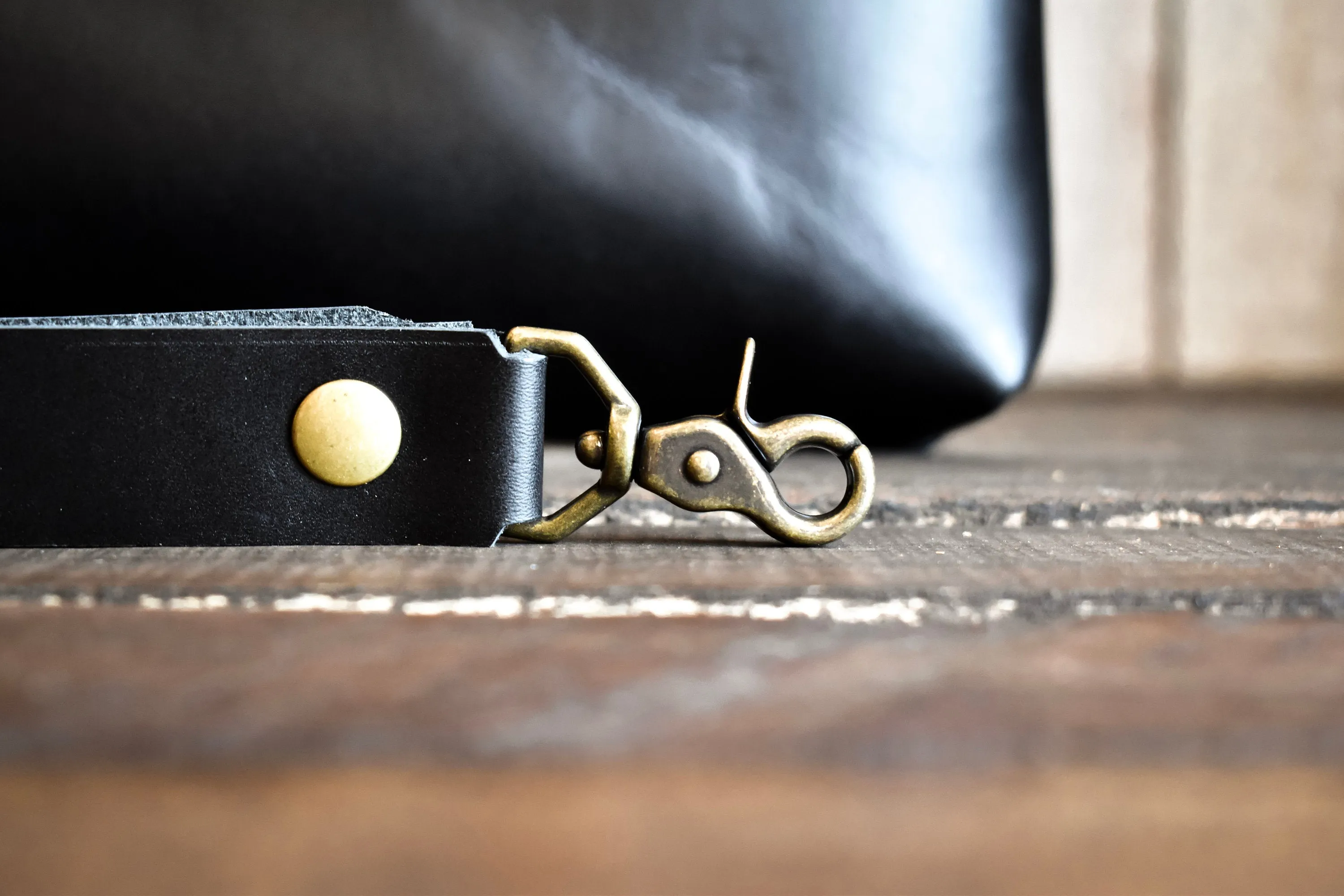 Handmade Leather Zipper Pouch | Tool Case