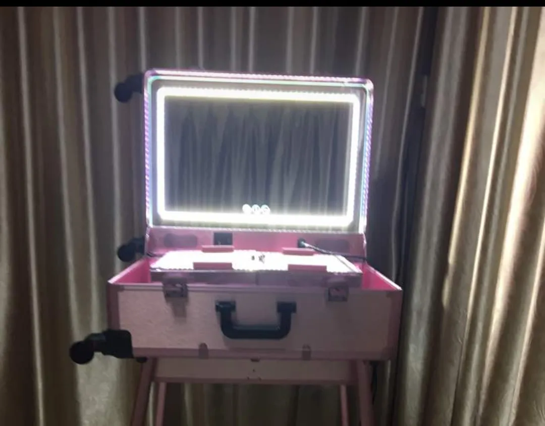 OPV LED Lighted Mirror Case (no legs)